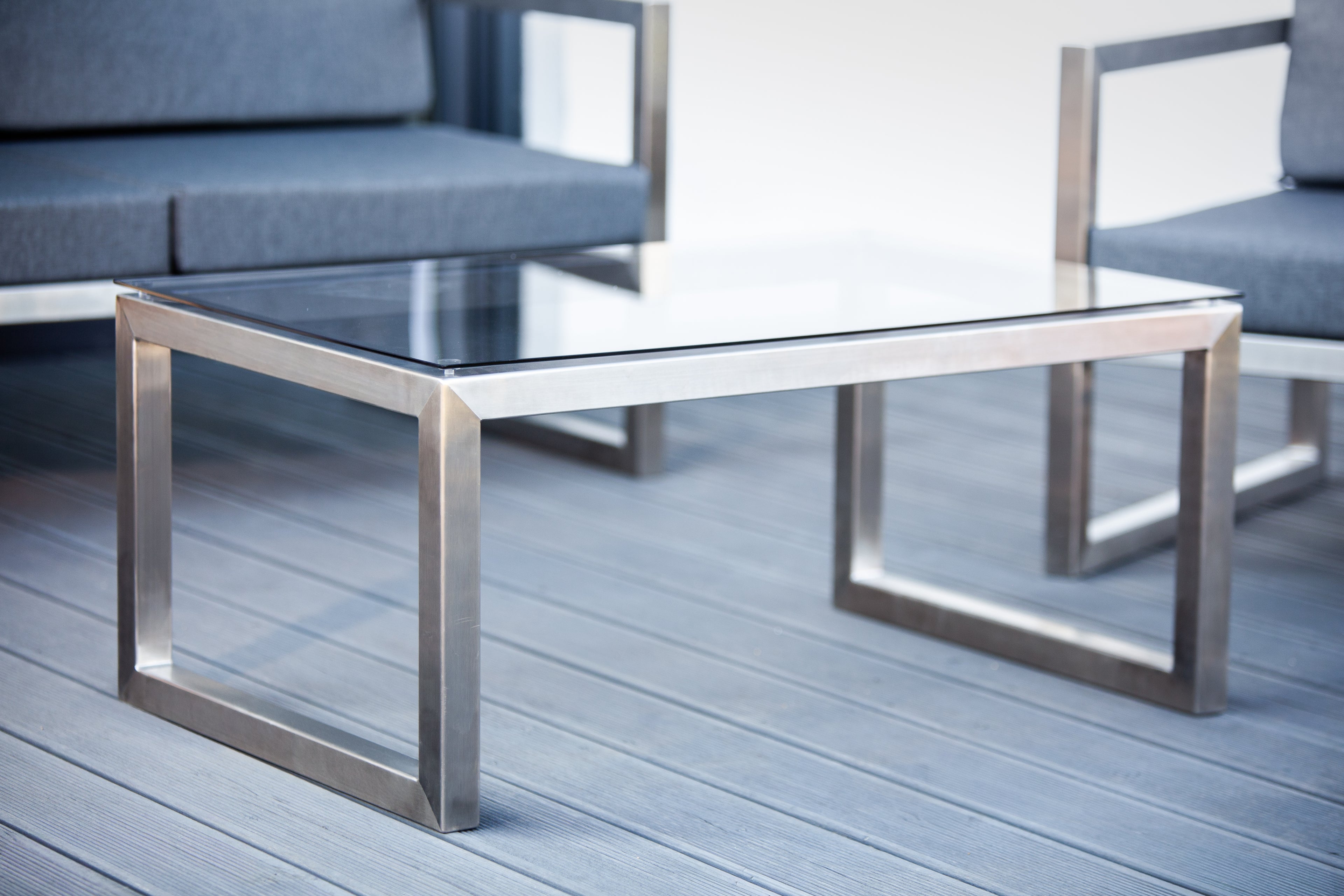 SUN LINE TABLE